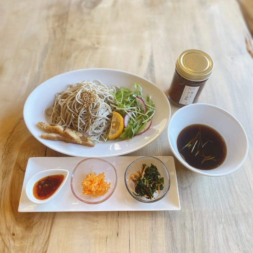 発酵ラー油蕎麦